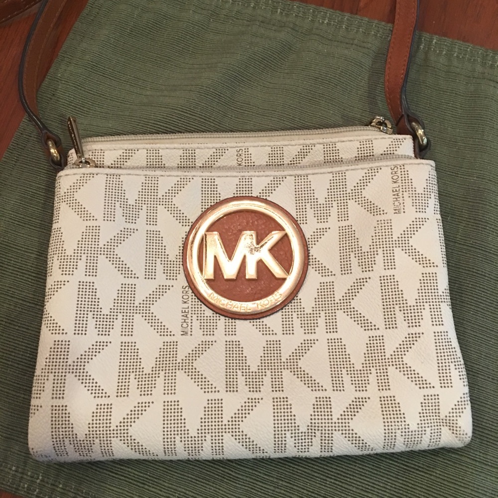 Michael Kors purse